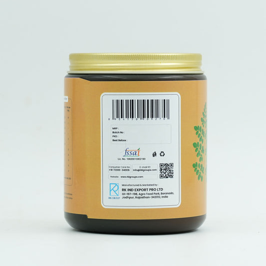 Inspice Moringa Powder used in homemade blends and preparations